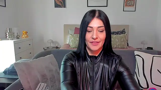 AryaSummersReal online show from January 24, 2025, 1:36 pm