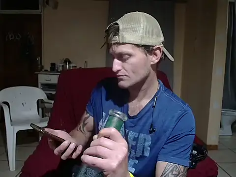 Snapshot of the-billy-blue chatting on April 23, 2026, 10:56 pm the-billy-blue online show from April 23, 2026, 10:56 pm