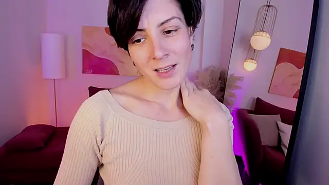 LorenDaze online show from November 14, 2025, 2:27 pm