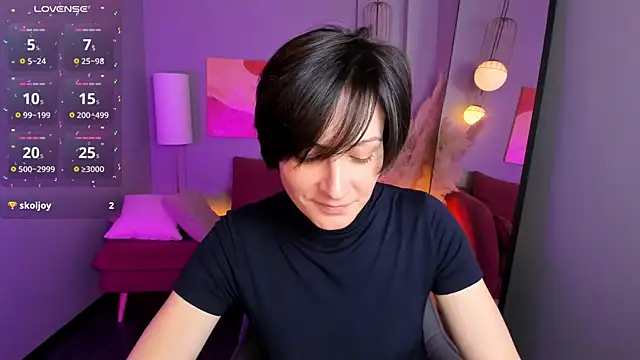 LorenDaze online show from June 16, 2026, 2:09 pm