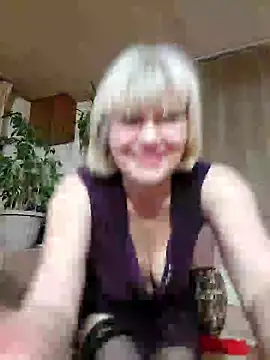 IrmaRose online show from February 12, 2025, 1:27 pm