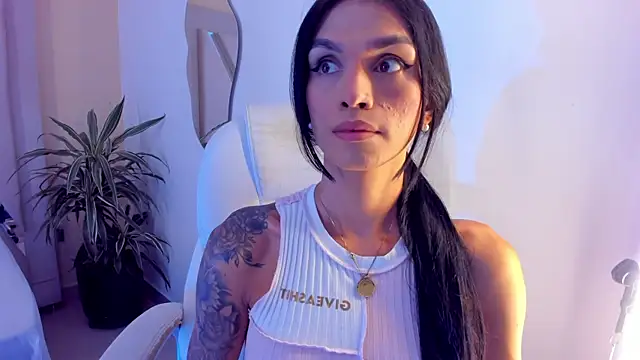 malejabenzz online show from September 21, 2025, 7:48 pm