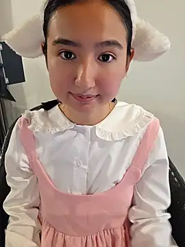 Snapshot of Pinkie_Princes chatting on July 29, 2026, 2:48 pm Pinkie Princes online show from July 29, 2026, 2:48 pm