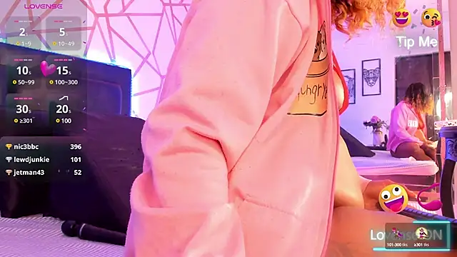 EmilyyRosee  online show from February 10, 2025, 3:35 am