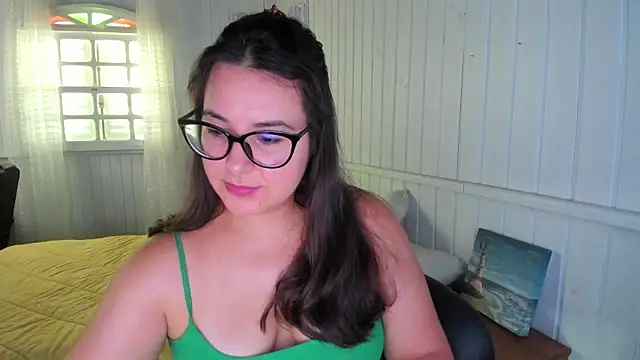 Snapshot of anna_love_hot chatting on February 12, 2026, 6:58 pm anna love hot online show from February 12, 2026, 6:58 pm