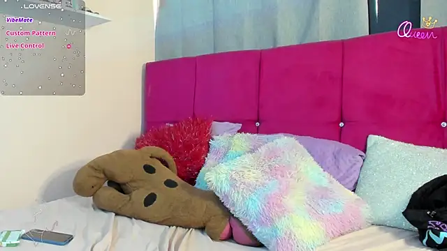 candymills1 online show from May 6, 2026, 3:17 pm
