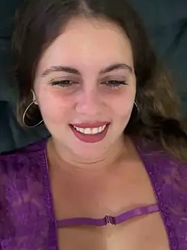 Snapshot of Samantha_official chatting on October 2, 2025, 7:43 pm Samantha official online show from October 2, 2025, 7:43 pm