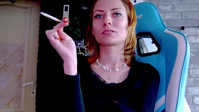 karo123421 online show from March 9, 2025, 2:43 pm