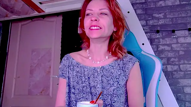karo123421 online show from March 10, 2025, 4:49 am