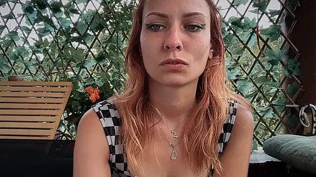 karo123421 online show from July 8, 2026, 1:15 pm