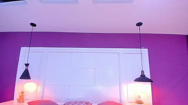 Snapshot of SilvanaCapelli chatting on February 21, 2025, 4:29 am SilvanaCapelli online show from February 21, 2025, 4:29 am