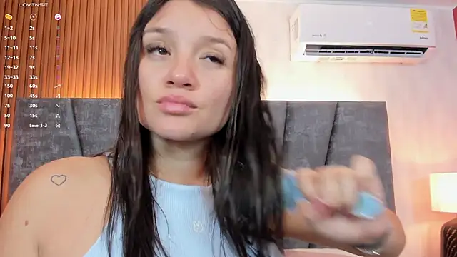 Snapshot of Falak_sweett_ chatting on January 8, 2025, 12:15 pm Falak sweett online show from January 8, 2025, 12:15 pm