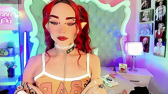LeyXandrabraz online show from July 18, 2026, 8:23 pm