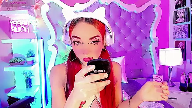 LeyXandrabraz online show from August 8, 2026, 8:22 pm