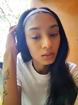 Leaberry online show from January 10, 2026, 6:53 pm