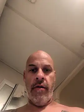 Ryeguy6969 online show from June 9, 2026, 10:32 pm