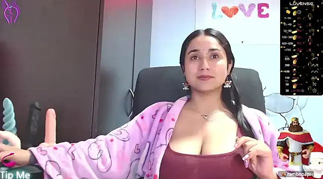 Annyee1 online show from December 3, 2024, 12:38 pm