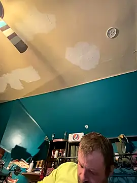 charactrzero online show from November 29, 2025, 4:15 am