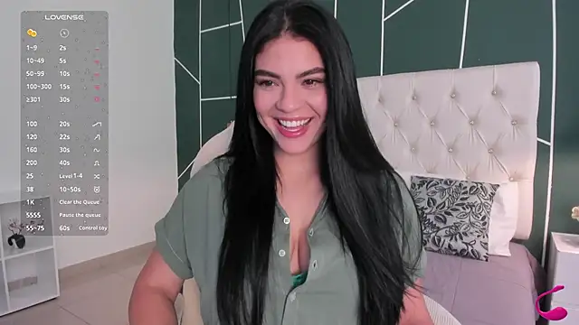 Snapshot of Veronicalanx1 chatting on October 18, 2025, 12:28 pm Veronicalanx1 online show from October 18, 2025, 12:28 pm