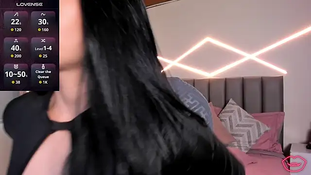 Snapshot of Veronicalanx1 chatting on May 27, 2026, 11:40 am Veronicalanx1 online show from May 27, 2026, 11:40 am