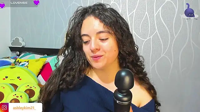 AshleyKim  online show from March 27, 2026, 12:38 am