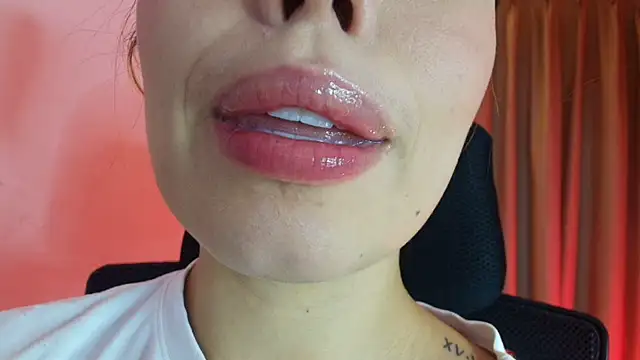 lisbet21x online show from July 18, 2026, 2:21 pm