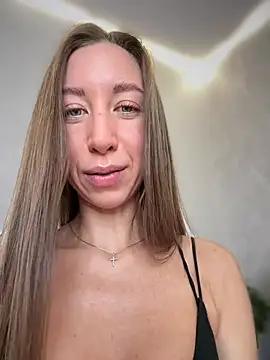 Snapshot of EvaCatt chatting on February 28, 2026, 3:51 am EvaCatt online show from February 28, 2026, 3:51 am