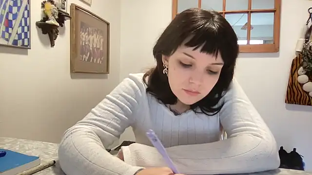 SweetMaisie online show from October 21, 2025, 7:25 pm