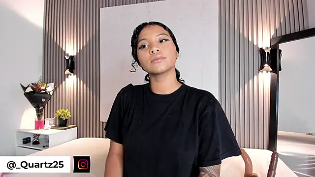 Snapshot of Zafiiraa chatting on October 18, 2025, 12:28 pm Zafiiraa online show from October 18, 2025, 12:28 pm