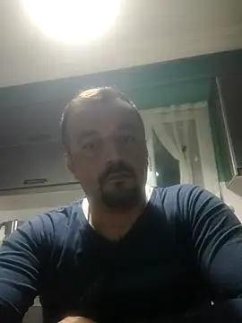 Snapshot of serkan201852 chatting on December 24, 2024, 8:27 pm serkan201852 online show from December 24, 2024, 8:27 pm