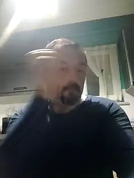 Snapshot of serkan201852 chatting on February 22, 2025, 10:42 pm serkan201852 online show from February 22, 2025, 10:42 pm