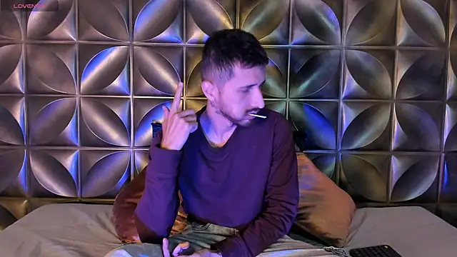 Snapshot of sam_bisex chatting on March 25, 2026, 2:50 am sam bisex online show from March 25, 2026, 2:50 am