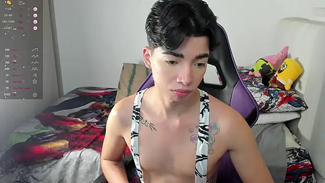 santy7v7 online show from February 18, 2025, 1:22 pm