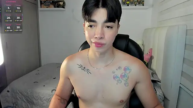 Snapshot of santy7v7 chatting on December 16, 2025, 1:27 pm santy7v7 online show from December 16, 2025, 1:27 pm