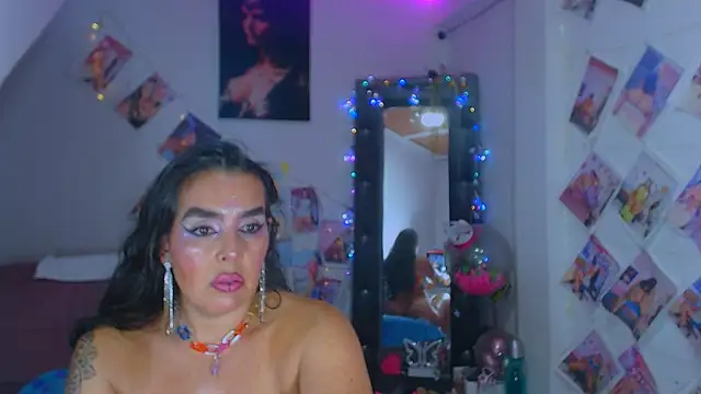 sweet vanessa 22 online show from March 8, 2026, 2:04 am