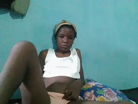 sweetchic  online show from March 8, 2025, 10:54 am