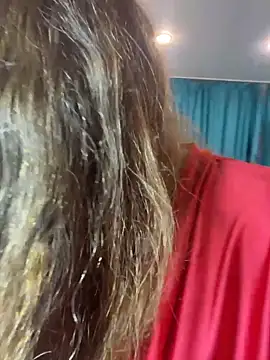 DienkaGreen online show from December 15, 2025, 6:28 am