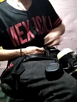 Snapshot of Wero4200 chatting on October 1, 2025, 9:15 am Wero4200 online show from October 1, 2025, 9:15 am