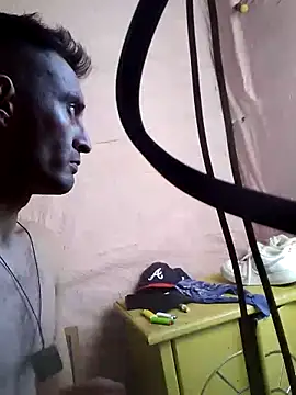 Snapshot of Wero4200 chatting on October 17, 2025, 10:56 pm Wero4200 online show from October 17, 2025, 10:56 pm