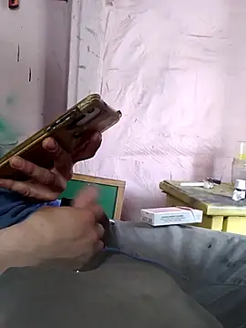 Snapshot of Wero4200 chatting on October 21, 2025, 8:09 pm Wero4200 online show from October 21, 2025, 8:09 pm