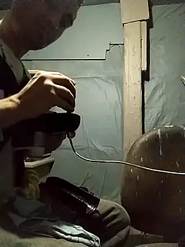 Snapshot of Wero4200 chatting on November 8, 2025, 9:09 am Wero4200 online show from November 8, 2025, 9:09 am