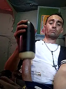 Snapshot of Wero4200 chatting on November 8, 2025, 9:13 pm Wero4200 online show from November 8, 2025, 9:13 pm