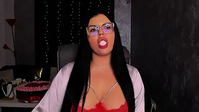 XoniaGraceful online show from December 2, 2024, 3:26 am