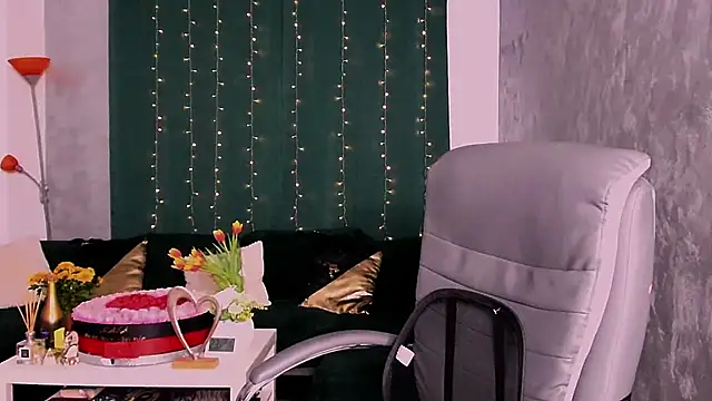 XoniaGraceful online show from February 28, 2025, 10:28 pm