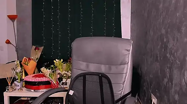 XoniaGraceful online show from March 11, 2025, 3:16 am