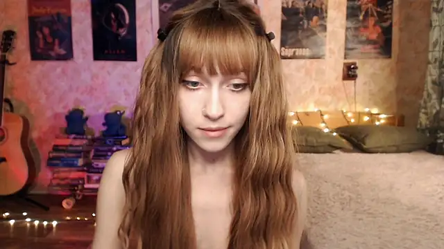 Friendly Ellie online show from December 20, 2024, 3:14 am