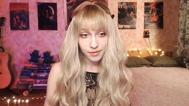 Friendly Ellie online show from January 9, 2025, 12:14 am