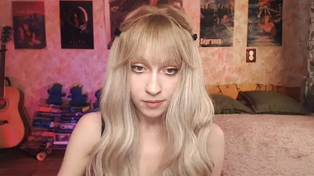 Friendly Ellie online show from March 13, 2025, 3:22 am