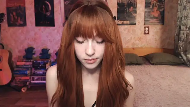 Friendly Ellie online show from September 10, 2025, 11:16 pm