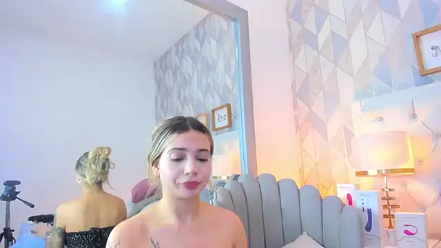 Abbie Jones 1 online show from January 26, 2025, 9:08 am